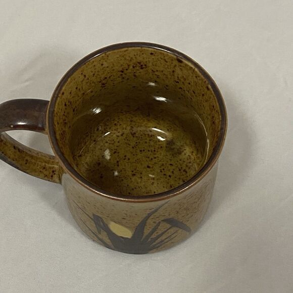 lot of 4 vintage pottery mugs a Hall 1789 made is USA unmarked Japan retro kitch - Picture 14 of 15